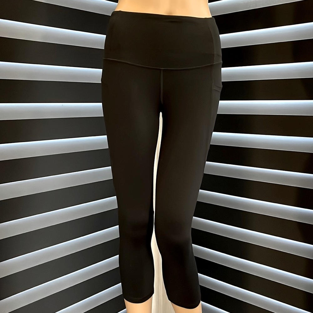 Champion black pants leggings 3/4 ankle length stretch extra small XS w/ pocket